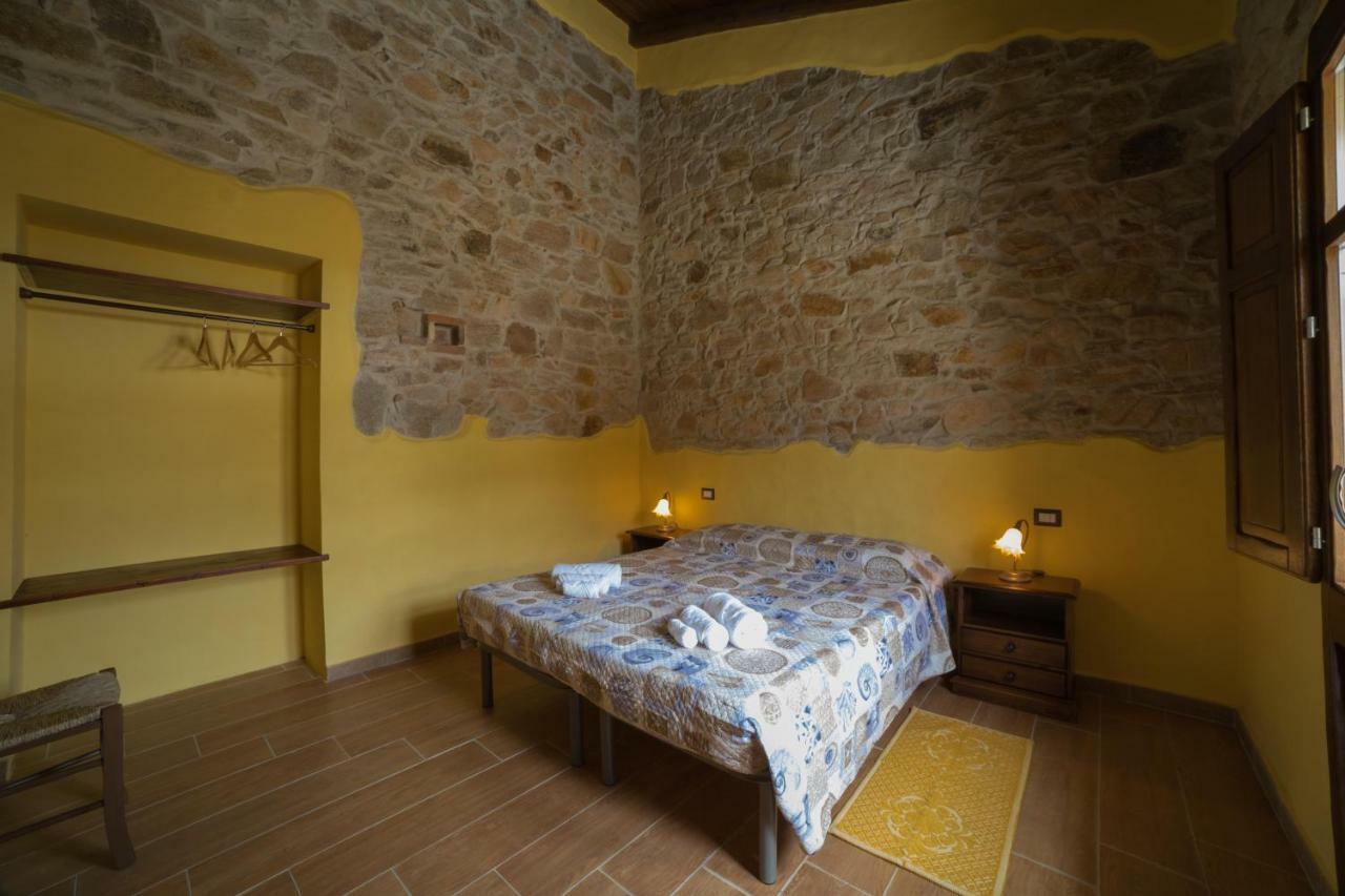 Arroccas De Is Istellas Arbus Exterior photo